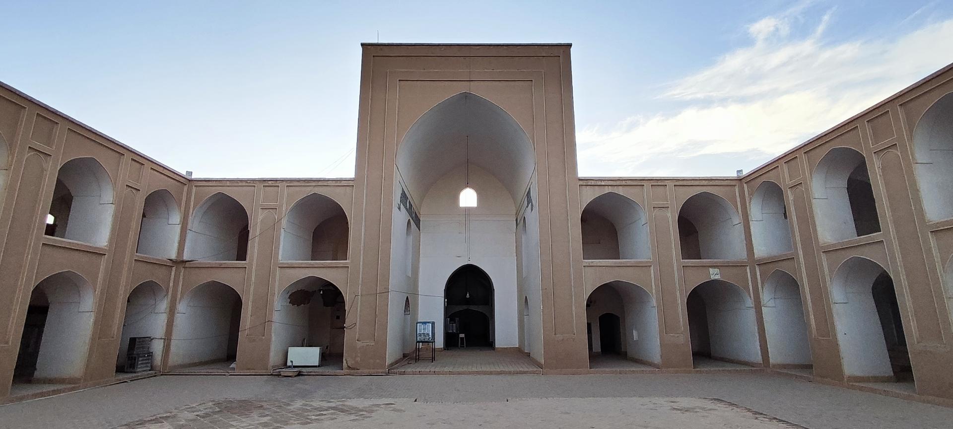 مسجد جامع ابرکوه